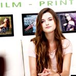 First pic of Gorgeous petite wants to be a star so bad! - Cheating Sluts