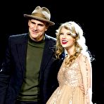 Fourth pic of Taylor Swift performs at Madison Square Garden