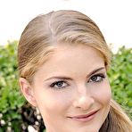 First pic of Hardcore ramming with no mercy is what delicious Cayenne Klein needs the most.