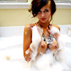 Third pic of London Hart: Beautiful teen cuttie London Hart... - BabesAndStars.com
