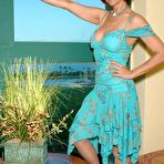 First pic of Roni-That Sexy Mature Housewife You've Always Dreamed Of