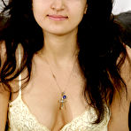 First pic of Mariam in Mariam in east indian