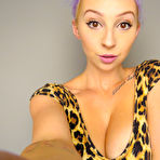 First pic of Jana Fox 