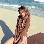 First pic of Jourdan Dunn sexy, topless & fully nude
