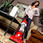 Second pic of Veronica Avluv: Hot brunette MILF Veronica Avluv... - BabesAndStars.com