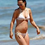 Fourth pic of Olivia Wilde in a bikini at a beach in Hawaii