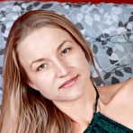 First pic of Rachel Shows off cute hairy mound on futon