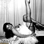 Fourth pic of VINTAGE CUTIES