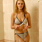 First pic of www.katestar.com