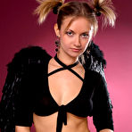 Third pic of Linda D in Presenting Linda MetArt free picture gallery