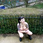 First pic of girlfriend |  Uk Amateur XXX   girlfriend | Private Amateur Babes Nude 