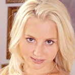 First pic of Jenni in 