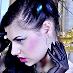 Fourth pic of LacyNylons :: Biddy teasing with her nylons