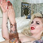 Fourth pic of Classic Nylon Tease : bringing the nylon pinup back to life but with a modern twist