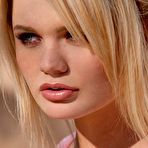 First pic of Natural Alexis Ford Strips In the Fresh Outdoor Air Pictures Gallery for Digital Desire