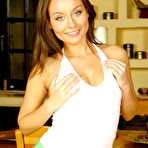 Second pic of OnlyCarla.com sexy UK model
