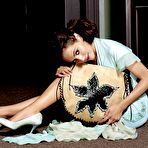 Third pic of Brittany Murphy