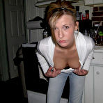 Fourth pic of Girlfriends Homemade Blowjob