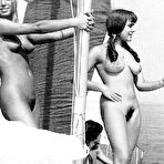Fourth pic of Retro Nudist