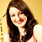 First pic of Lorna Morgan: Sweet brunette Lorna Morgan taking... - BabesAndStars.com