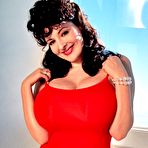 First pic of Lorna Morgan: Sexy brunette Lorna Morgan showing... - BabesAndStars.com