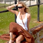 First pic of Hayley's Secrets | Galleries | Photos | In Public