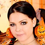 First pic of Shione Cooper in Happy hooterween with Shione Cooper