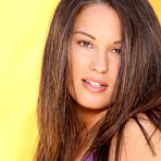 First pic of Eden Amor Proudly Shows Soft Natural Breasts