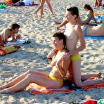 Second pic of Nude Beach Voyeur