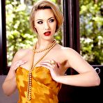 First pic of Babe In A Tight Corset