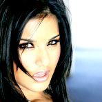 First pic of Sunny Leone