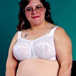 Third pic of mature amateurs