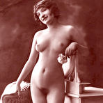 Third pic of Vintage Queens