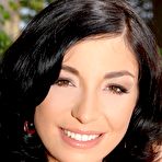 First pic of Michelle Monaghan in The bust that never quits!