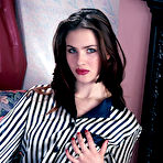 Third pic of Nylon On Me
