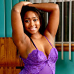 Fourth pic of Lola in Lola in black women