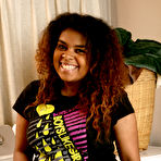 First pic of Alexis in Alexis in exotic and hairy