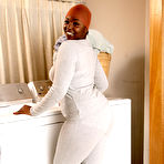 First pic of Chocolate in Chocolate in thick women