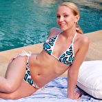 First pic of Bikini Babe Fingers Poolside