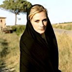 First pic of Julia Roberts