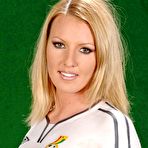 First pic of Viktoria Blonde in Balling for her beaver bistro!