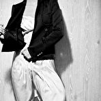 Third pic of Mischa Barton