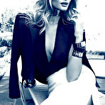 First pic of Rosie Huntington-Whiteley two sexy photosets