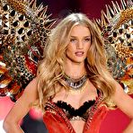 Fourth pic of  Rosie Huntington fully naked at TheFreeCelebMovieArchive.com! 