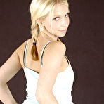 Second pic of Autumn fingers herself