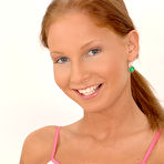 First pic of Lauryn May, Jeny Baby in Young babes in a lovely lick down!