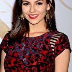 First pic of Victoria Justice