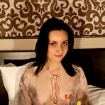 First pic of Zara D Kinky Brunette Rubs her Twat