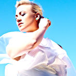 Second pic of Yvonne Strahovski sexy posing photoshoot