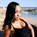 First pic of Noemilk in A Lifesaver&rsquo;s Blowjob Gift: Black Babe Sucks White Dick